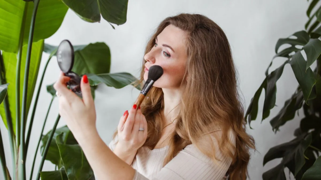 Makeup Tips 2026 featuring simple natural makeup ideas, fresh everyday looks, soft blush, defined eyes, and comfortable lip shades.